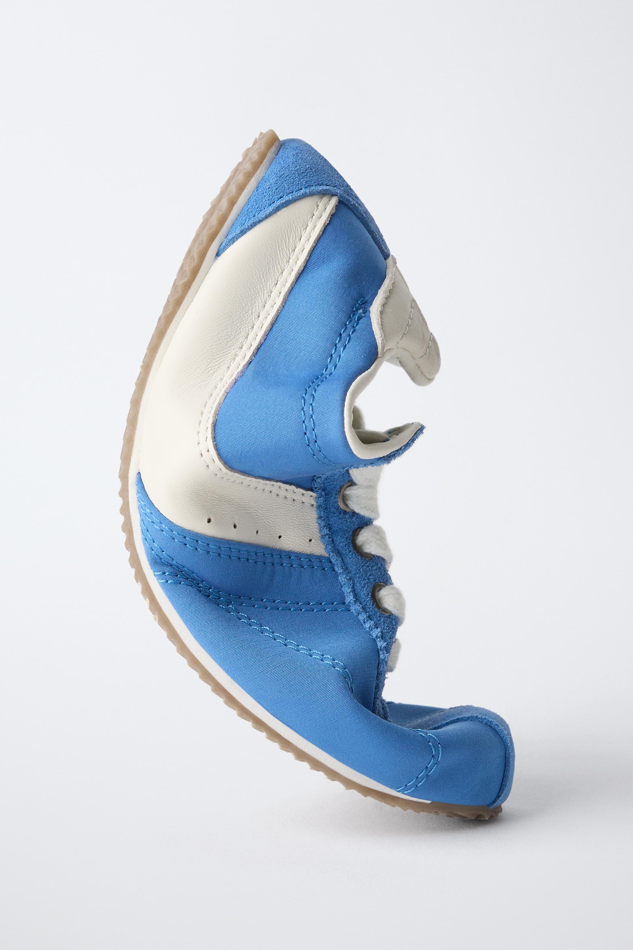 PENN © SNEAKERS