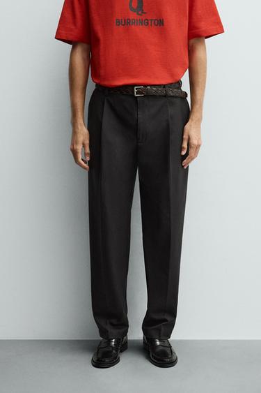 PANTALÓN PLIEGUES ESTRUCTURA - Gris de Zara