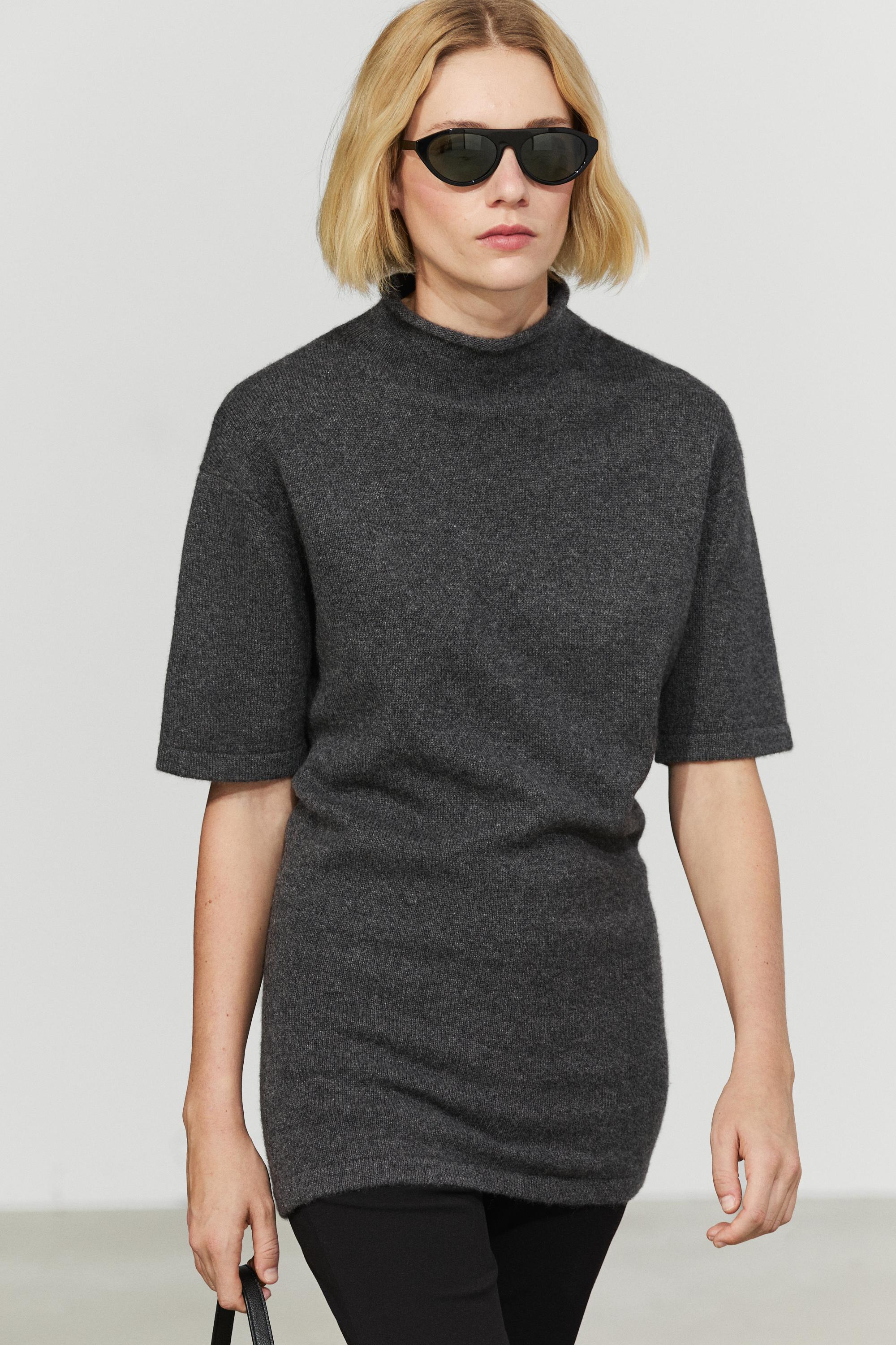 100% cashmere knit short sleeve sweater — 205