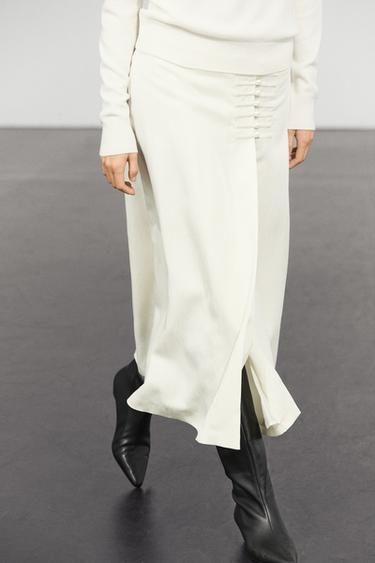 Straight midi skirt with button detail — Ecru 2