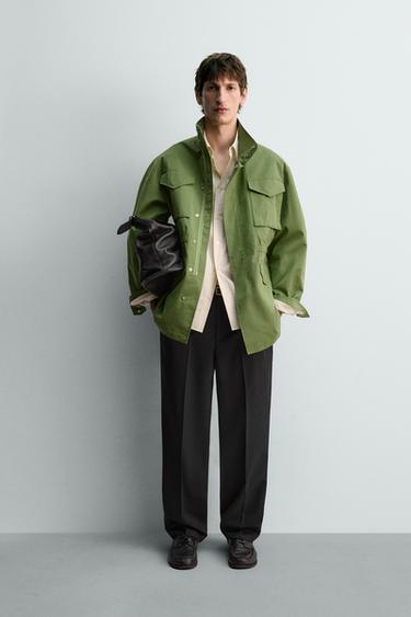 CAZADORA BOLSILLOS LIMITED EDITION - Verde de Zara - Imagen 0