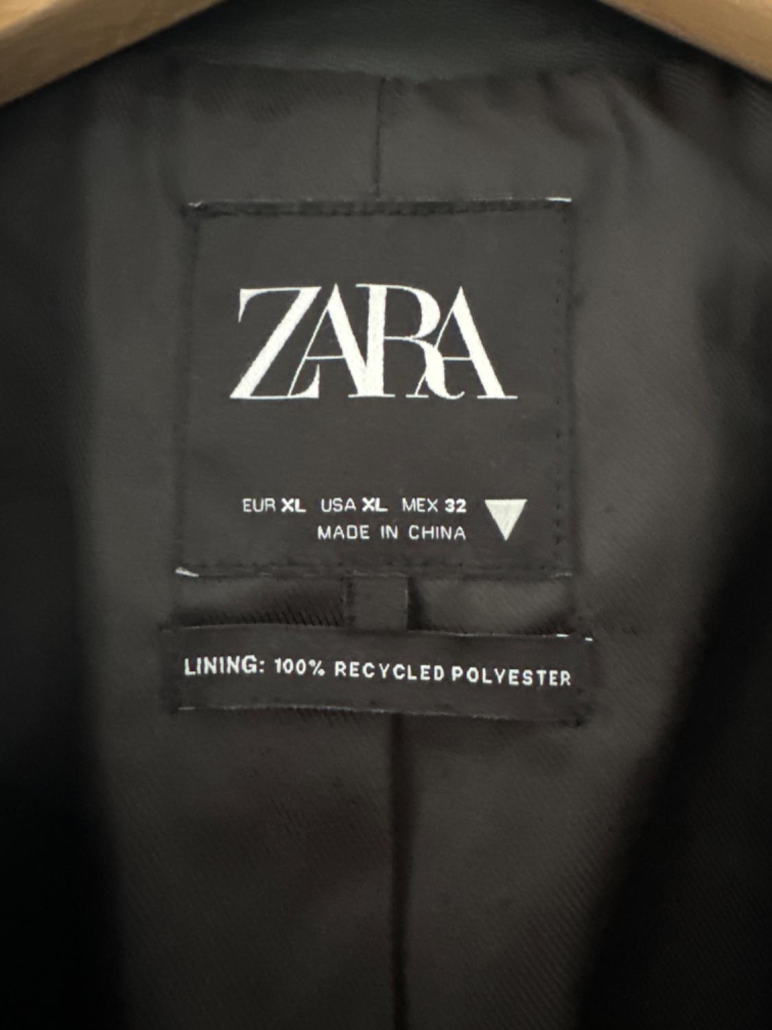 ΜΠΛΕΪΖΕΡ OVERSIZED ΜΕ ΥΦΗ ΔΕΡΜΑΤΟΣ - Image 3