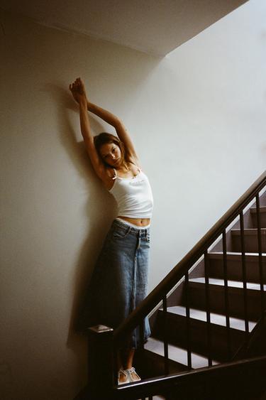 ДЖИНСОВАЯ ЮБКА TRF СО СРЕДНЕЙ ПОСАДКОЙ — СИНИЙ от Zara — изображение 0