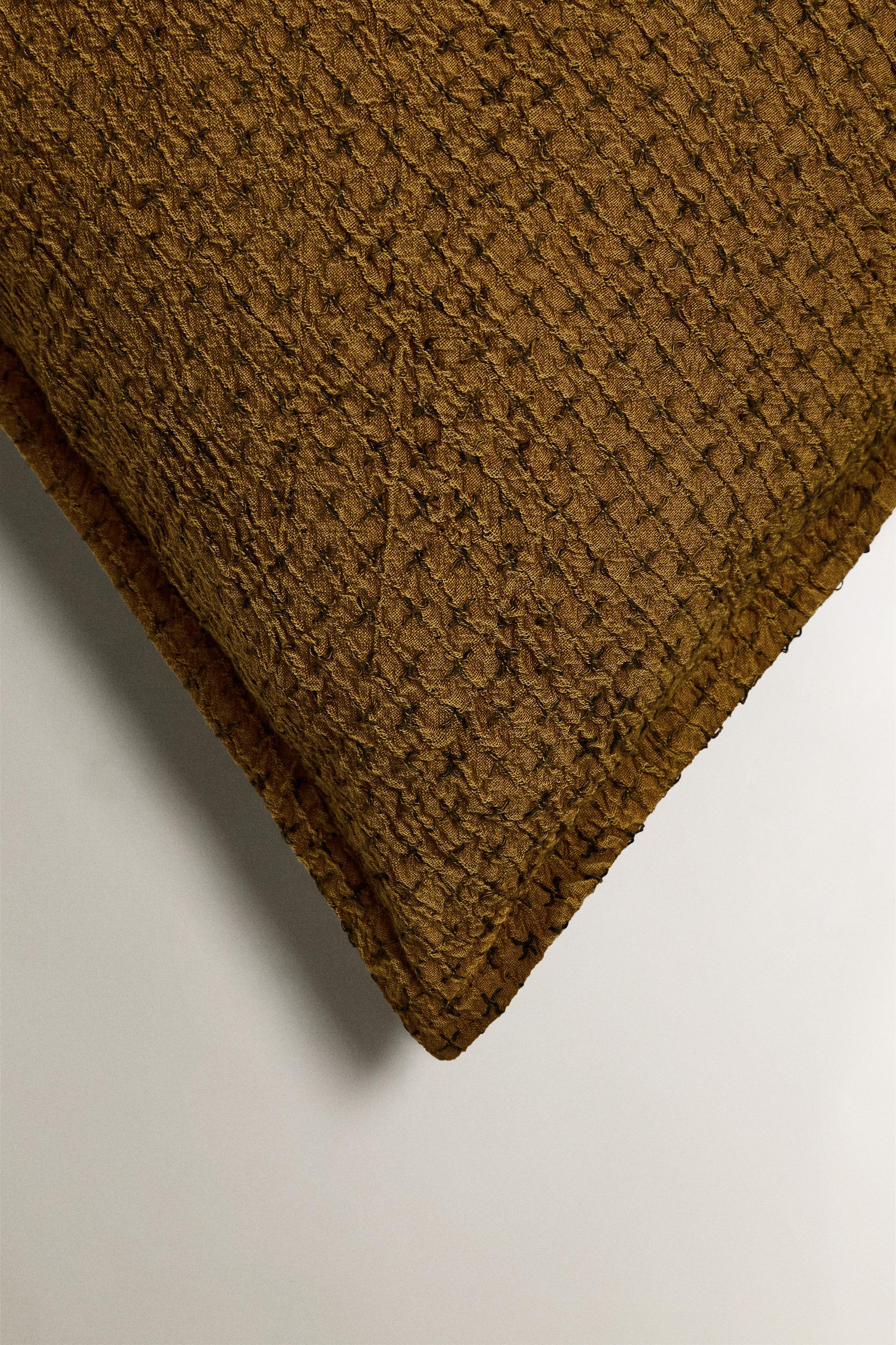 CROSSES THROW PILLOW COVER