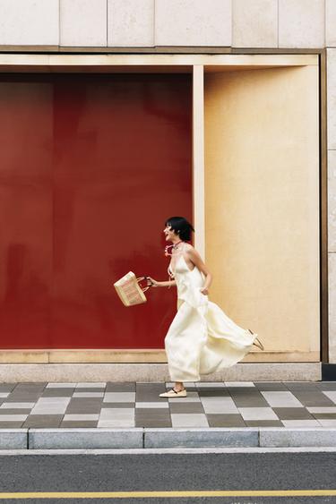 Zara 緞面縮褶長版洋裝 - 淺黃色