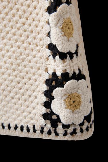 Zara CROCHET FLOWER KNIT DRESS - Ecru / Black