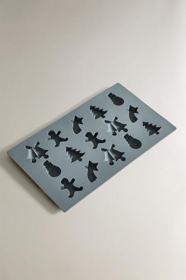 CHRISTMAS ELEMENTS BAKING MOULD - Bluish by Zara - Image 1