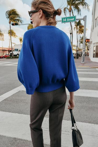 PULL EN MAILLE À MANCHES LARGES - Bleu roi de Zara - Image 4