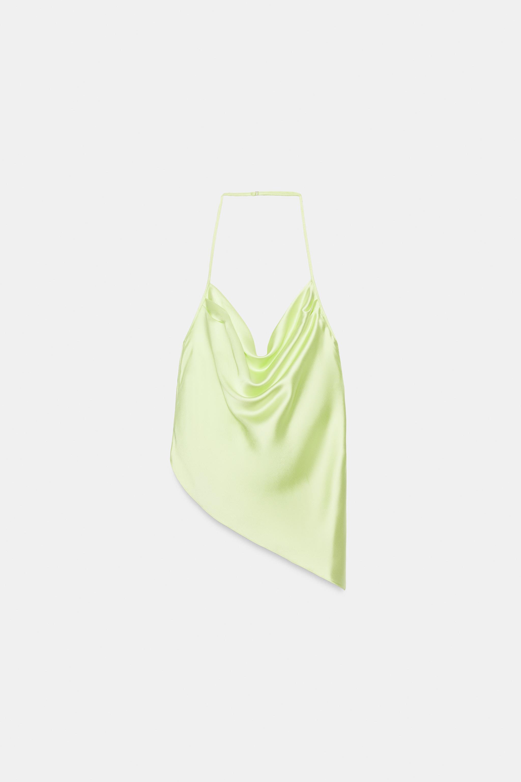 TOP SATINÉ À ENCOLURE AMÉRICAINE
