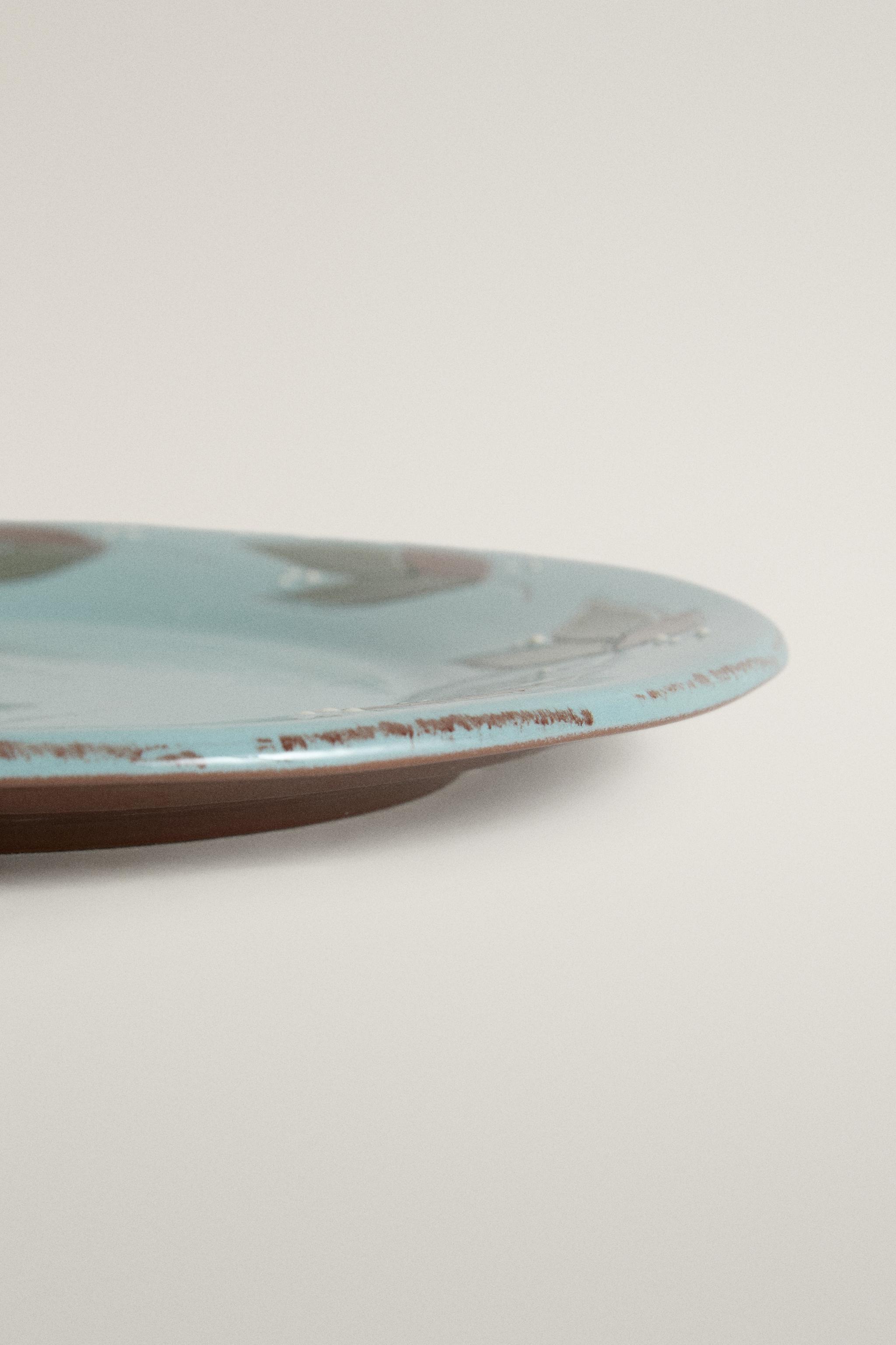 LEAF EARTHENWARE DINNER PLATE
