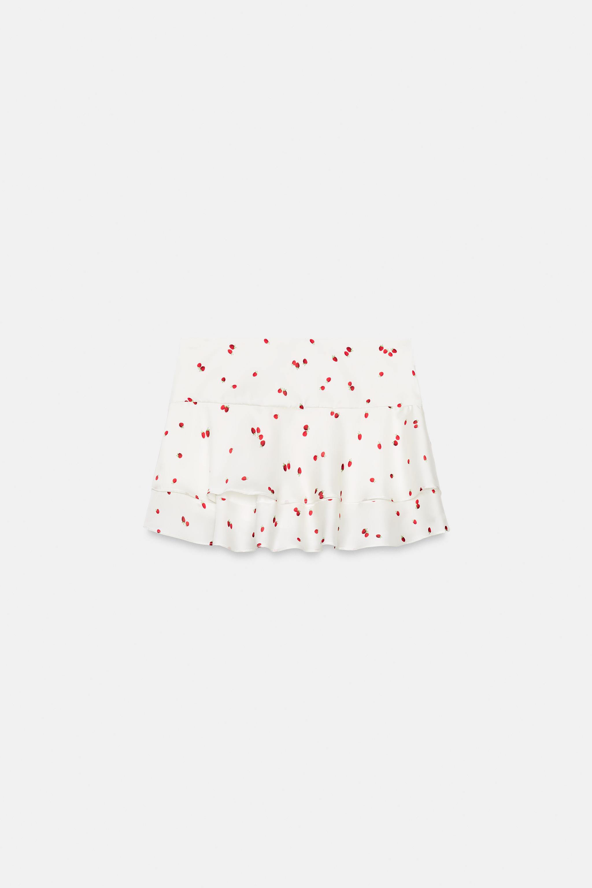 RUFFLED STRAWBERRY MINI SKIRT