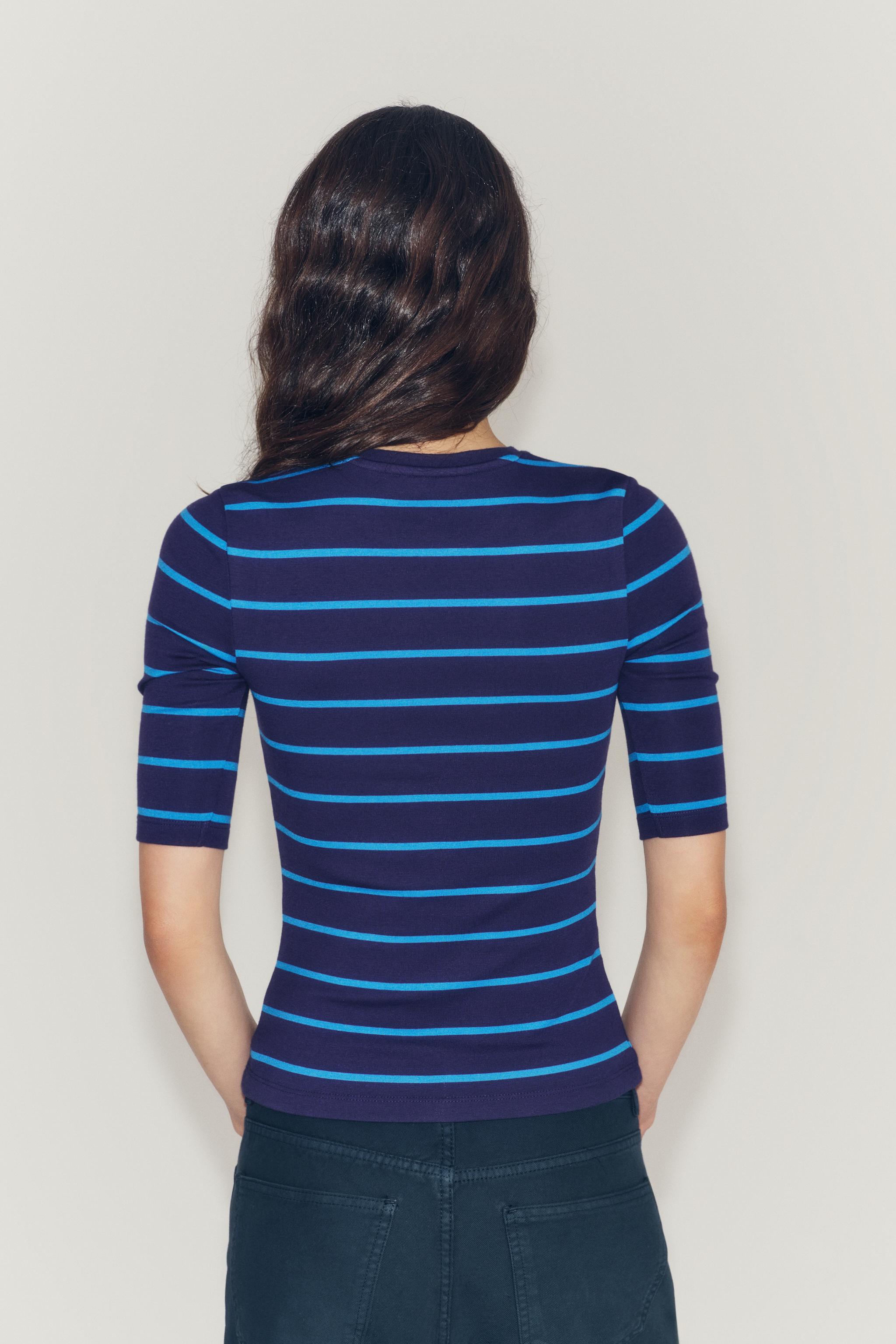 ELBOW-SLEEVE T-SHIRT - thumbnail 3