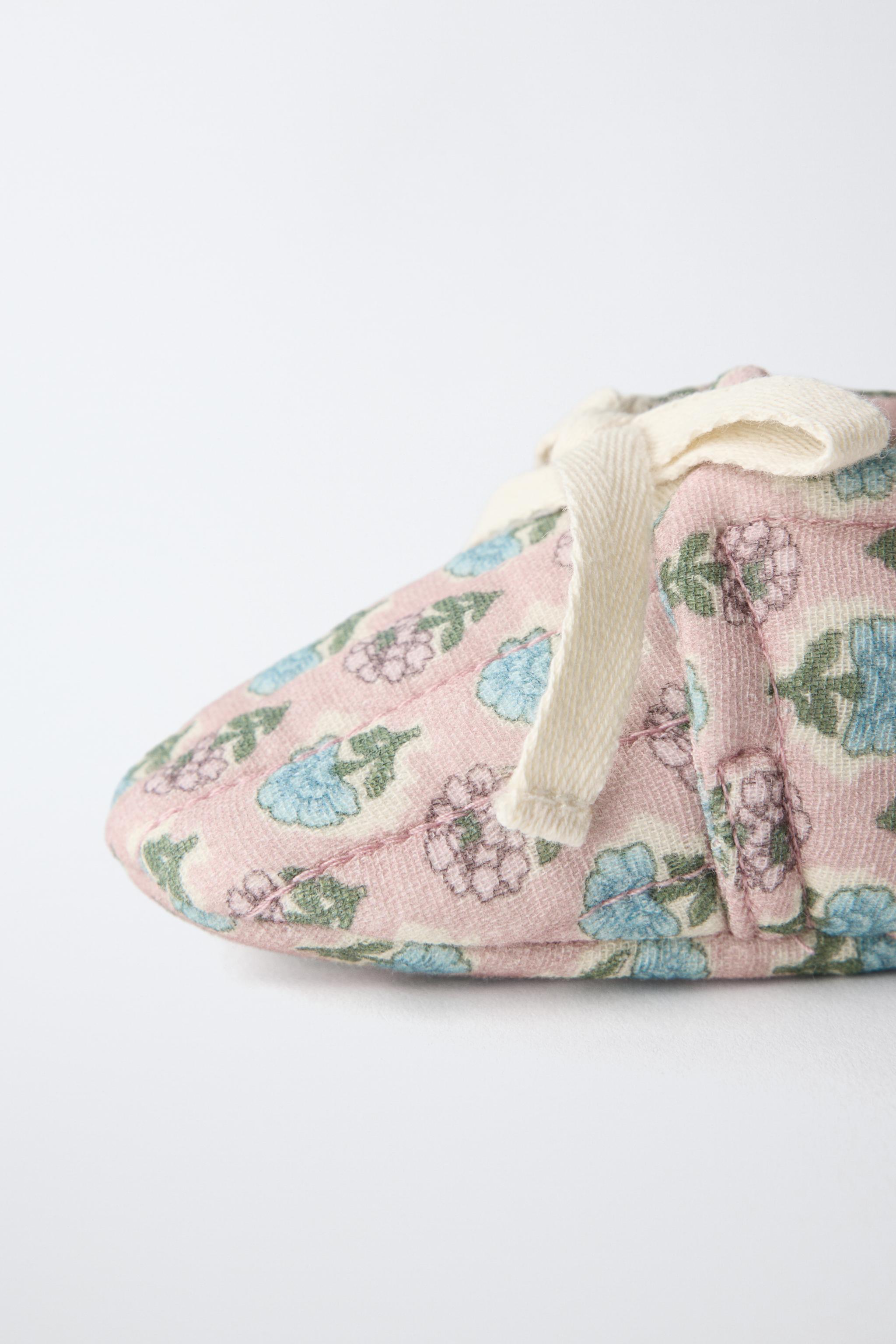 CHAUSSONS FLEURS