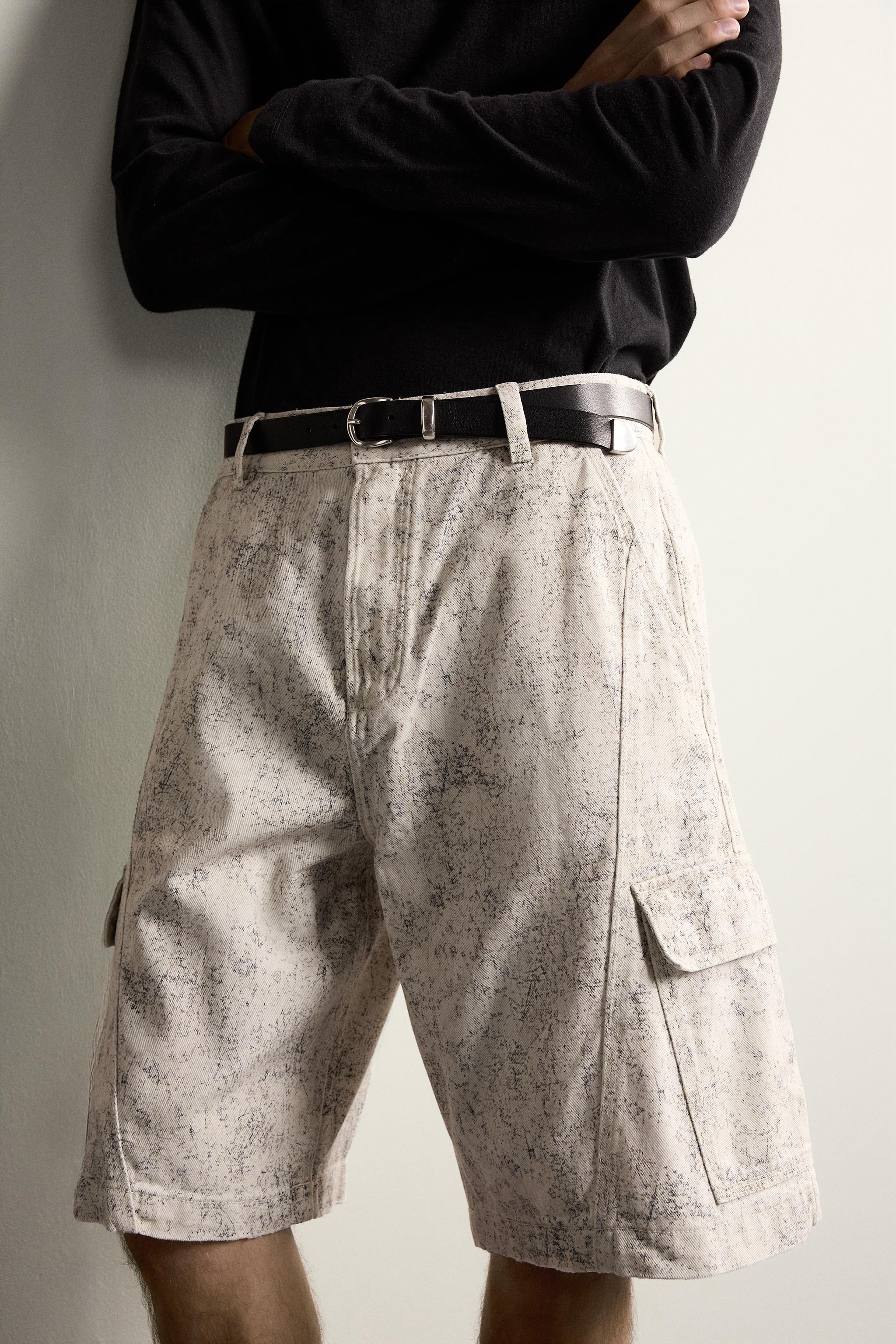ABSTRACT PRINT RELAXED FIT CARGO BERMUDA SHORTS