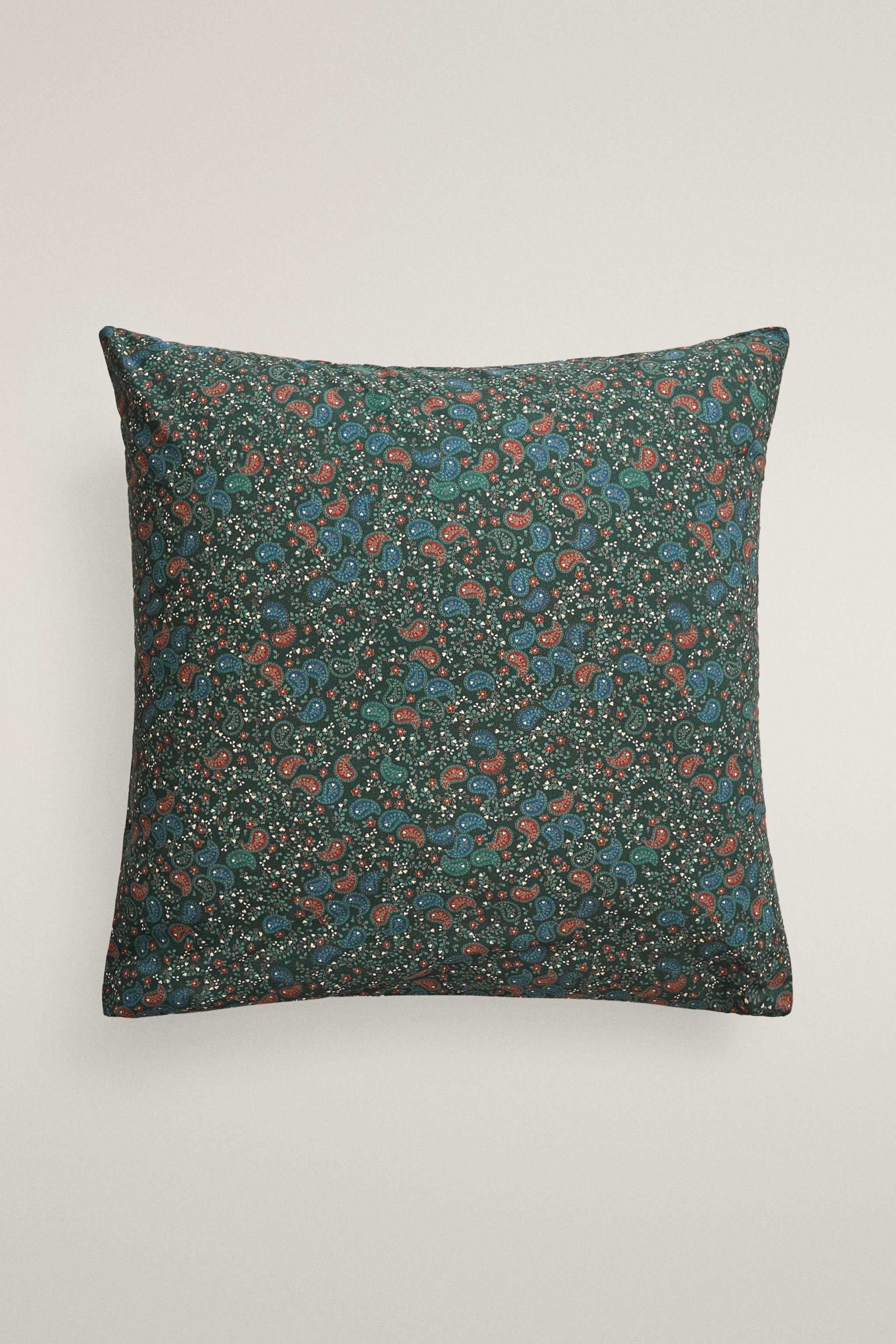 KIDS PAISLEY CHRISTMAS COTTON PILLOWCASE (300 THREAD COUNT)
