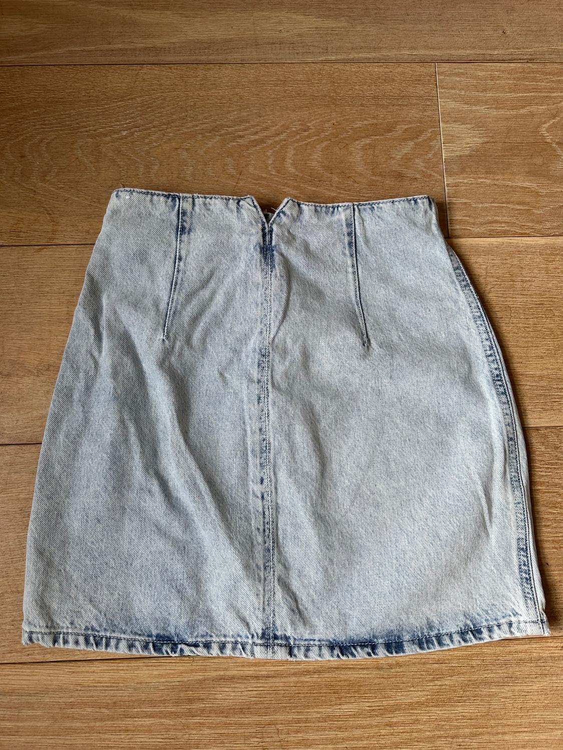DENIM MINI SKIRT - Image 5