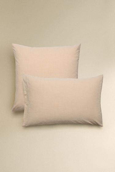 CHECK SEERSUCKER COTTON PILLOWCASE - Burnt orange by Zara