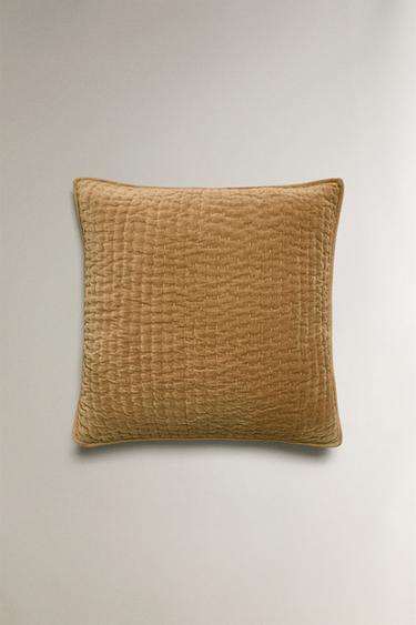 CAPA DE ALMOFADA VELUDO EFEITO LAVAGEM - Bege da Zara