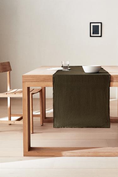 Zara TABLE RUNNER 01 - Khaki