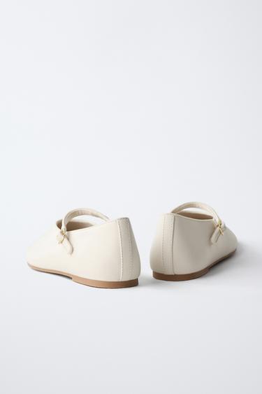 BUCKLED BALLET FLATS - White by Zara - Image 4