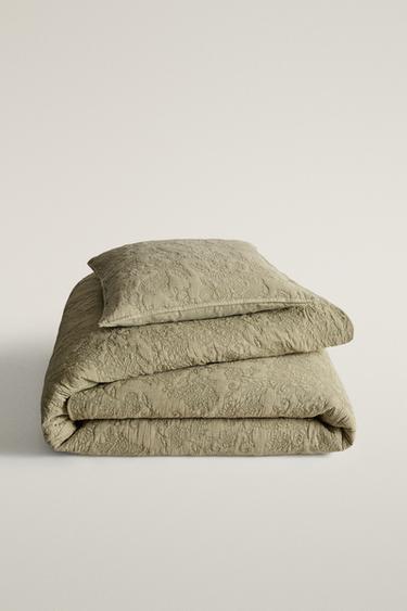 {navn} - {farge} for Zara