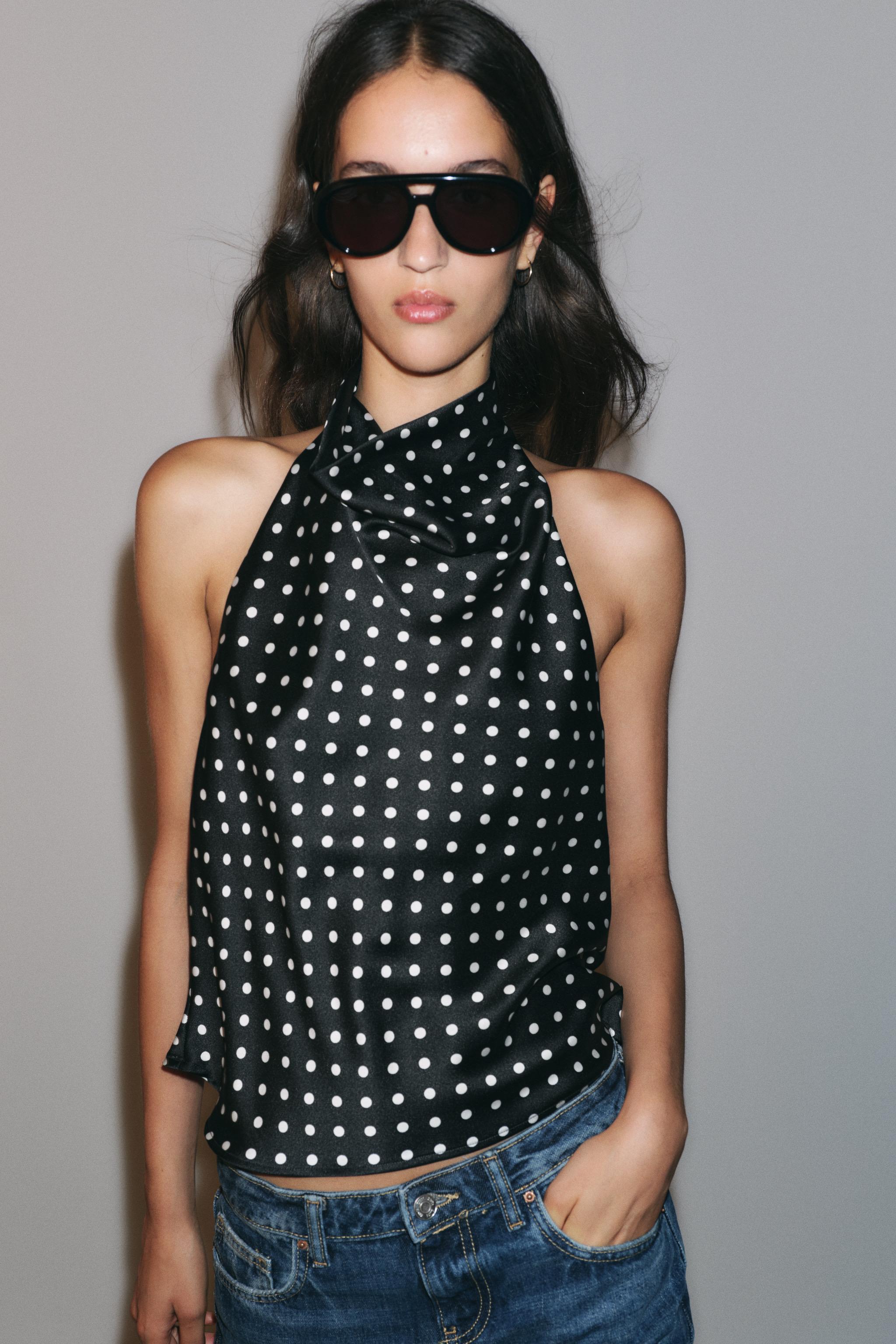 SATIN HALTER TOP — Black / White