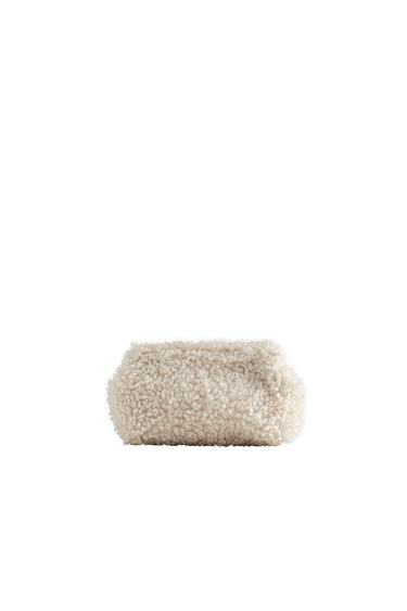 FURRY TOILETRY BAG - Ecru White by Zara