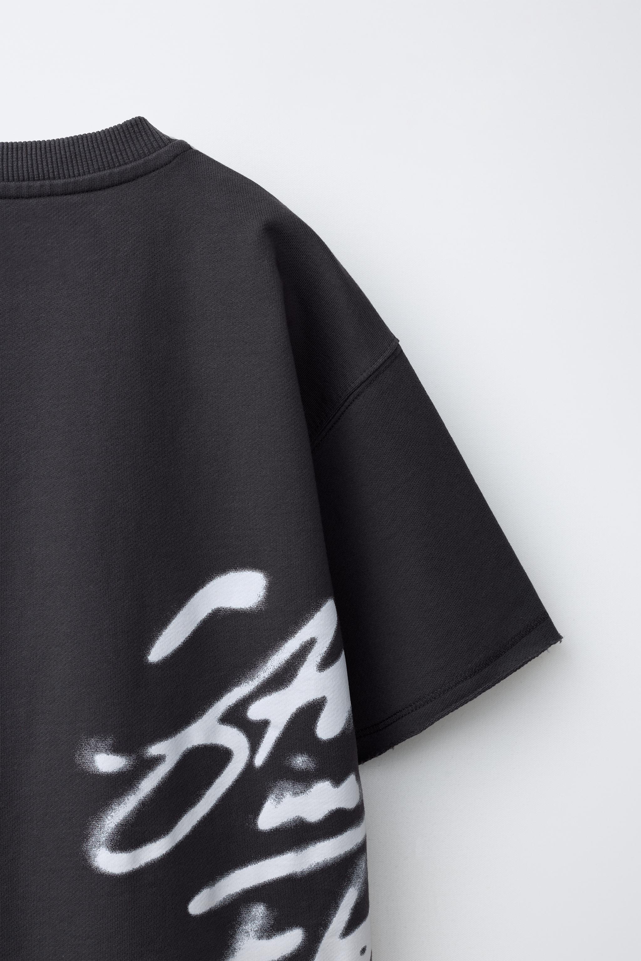GRAFFITI PRINT SWEATSHIRT