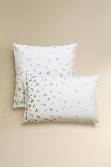 FUNDA ALMOHADA ALGODÓN PERCAL TRÉBOLES - Blanco roto de Zara