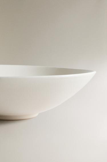 PLAIN STONEWARE SERVING DISH - Cream by Zara - Image 3