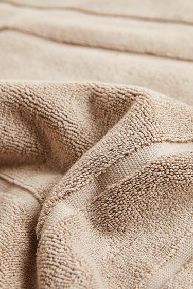 TAPPETINO BAGNO COTONE ANTISCIVOLO - Beige scuro di Zara