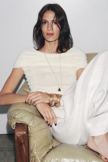 OFF-THE-SHOULDER KNIT TOP - Ecru by Zara