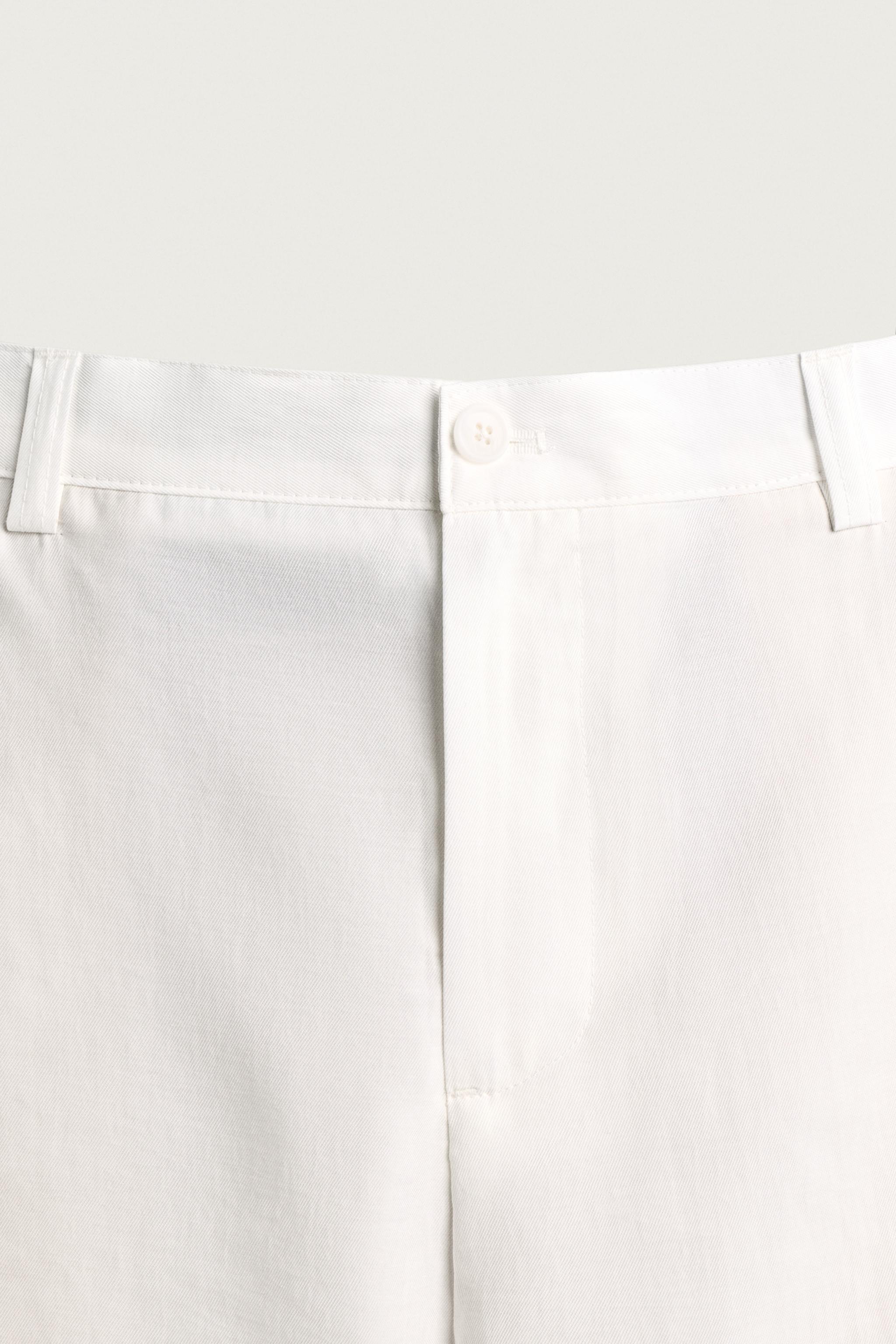 PANTALON FLUIDE À PLIS LATÉRAUX