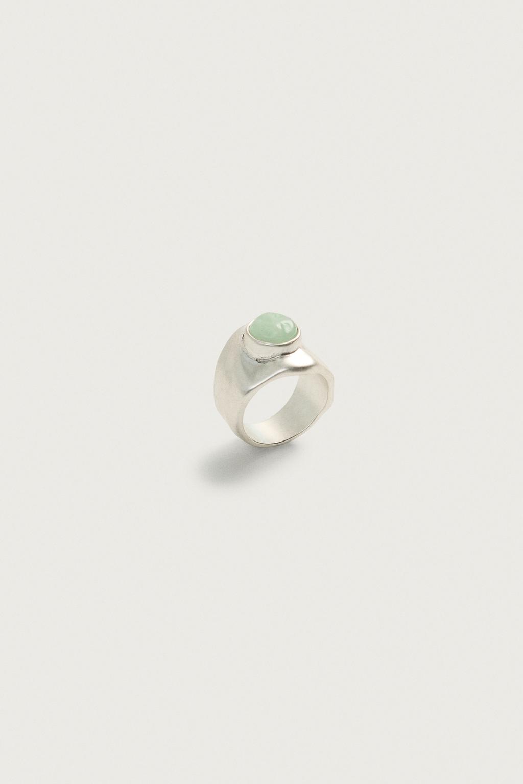 STONE SIGNET RING