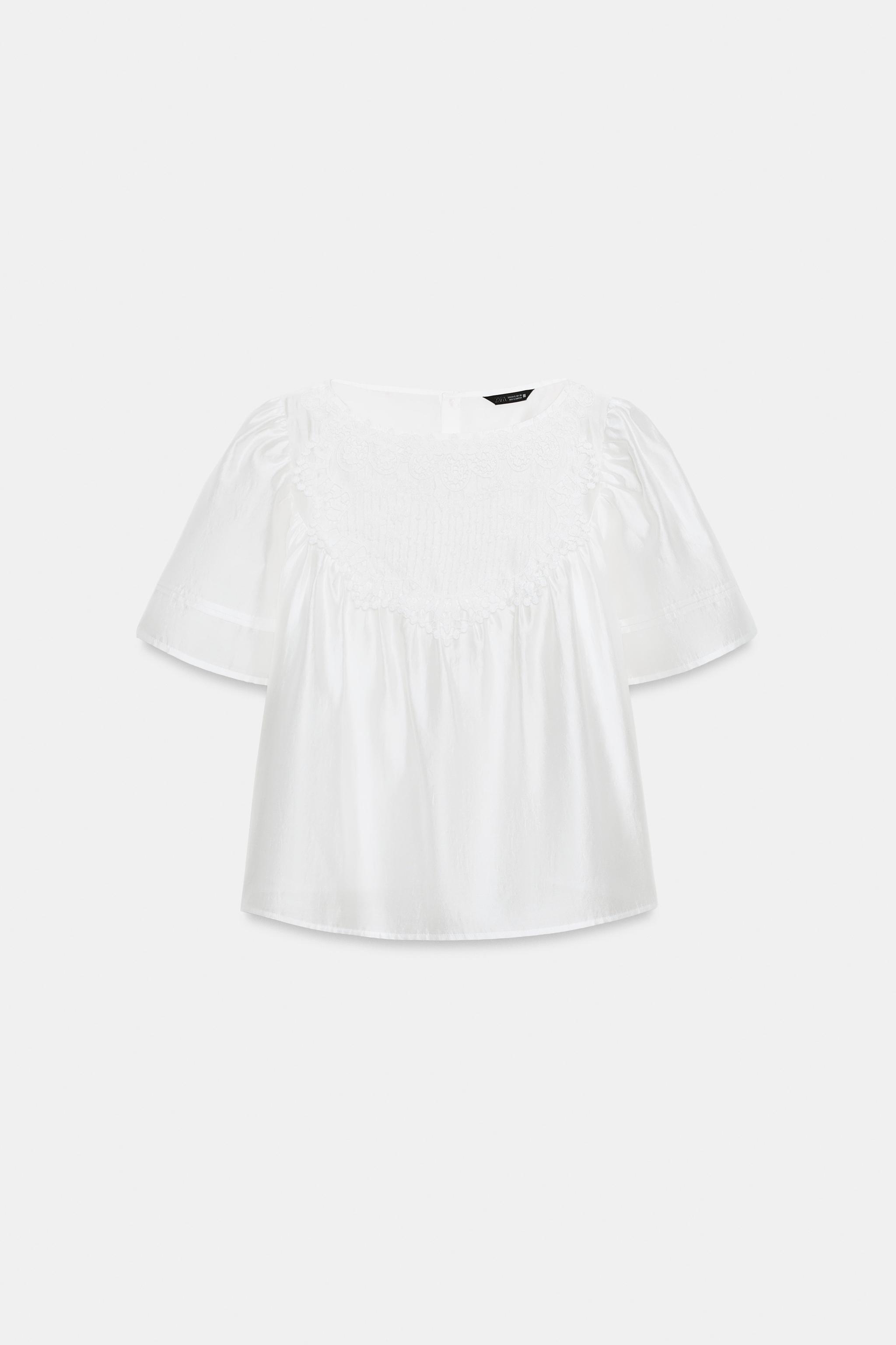 SHORT SLEEVE EMBROIDERED BLOUSE