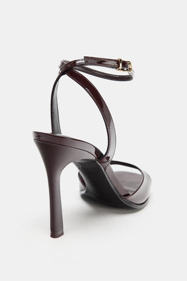 SANDALES À TALONS EFFET VERNI - Marron de Zara - Image 6