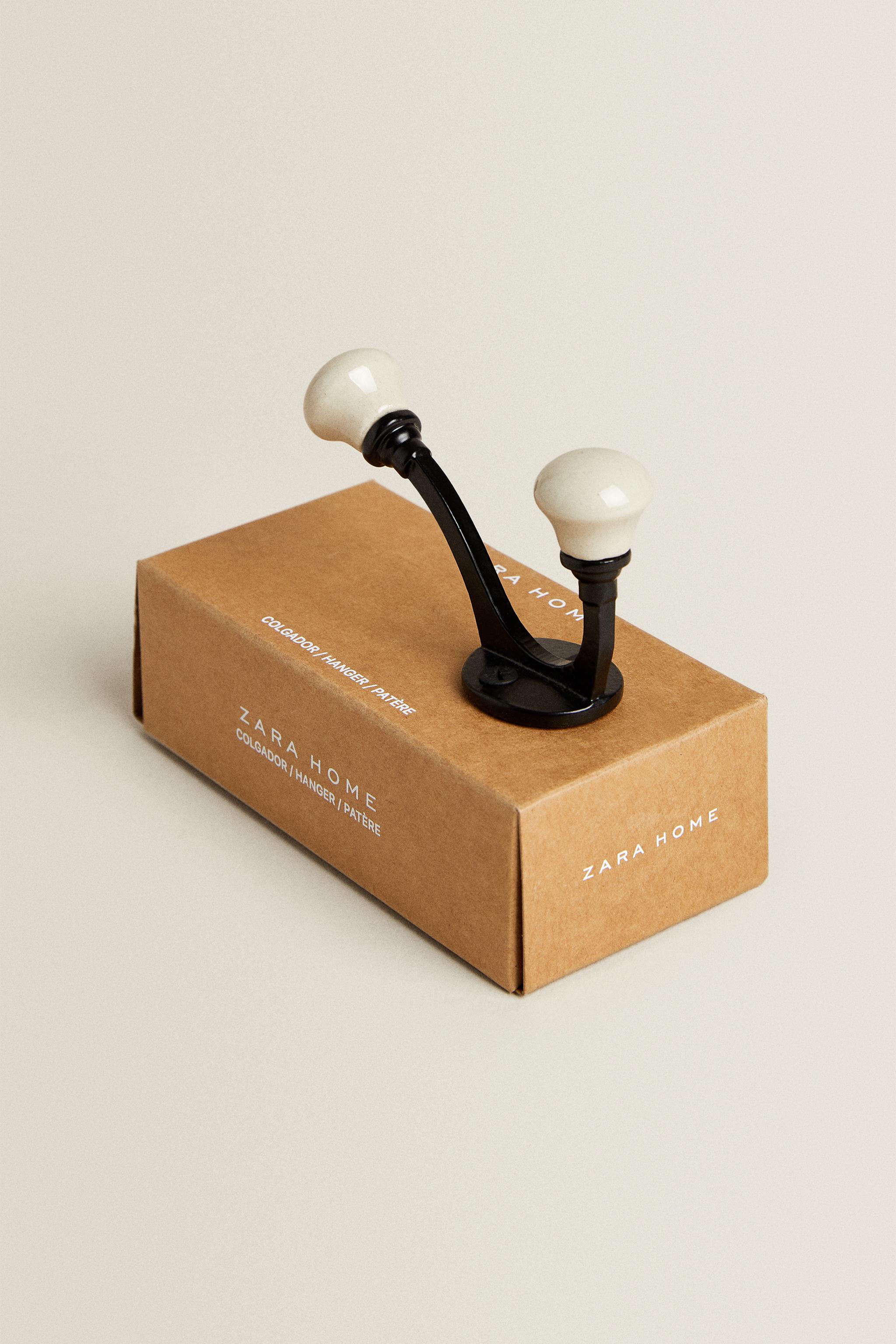 CERAMIC HOOK