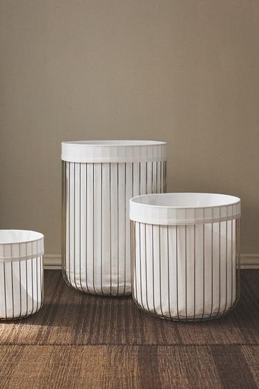 HAMPER WITH FABRIC LINING - Grey by Zara