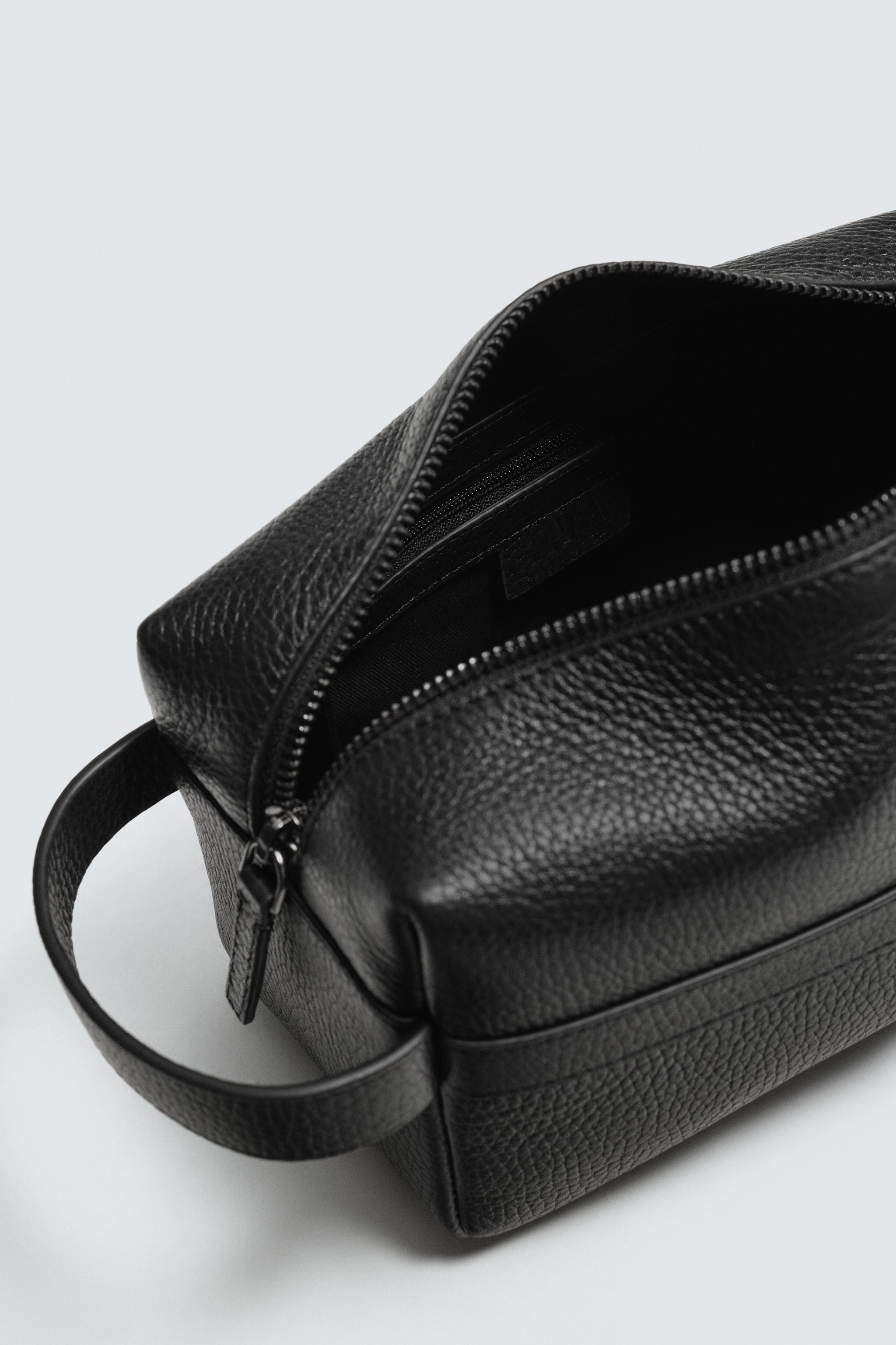 TROUSSE DE TOILETTE EN CUIR