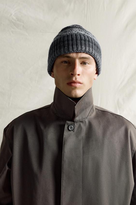 GORRO PUNTO CON LANA - Azul noche de Zara - Imagen 0