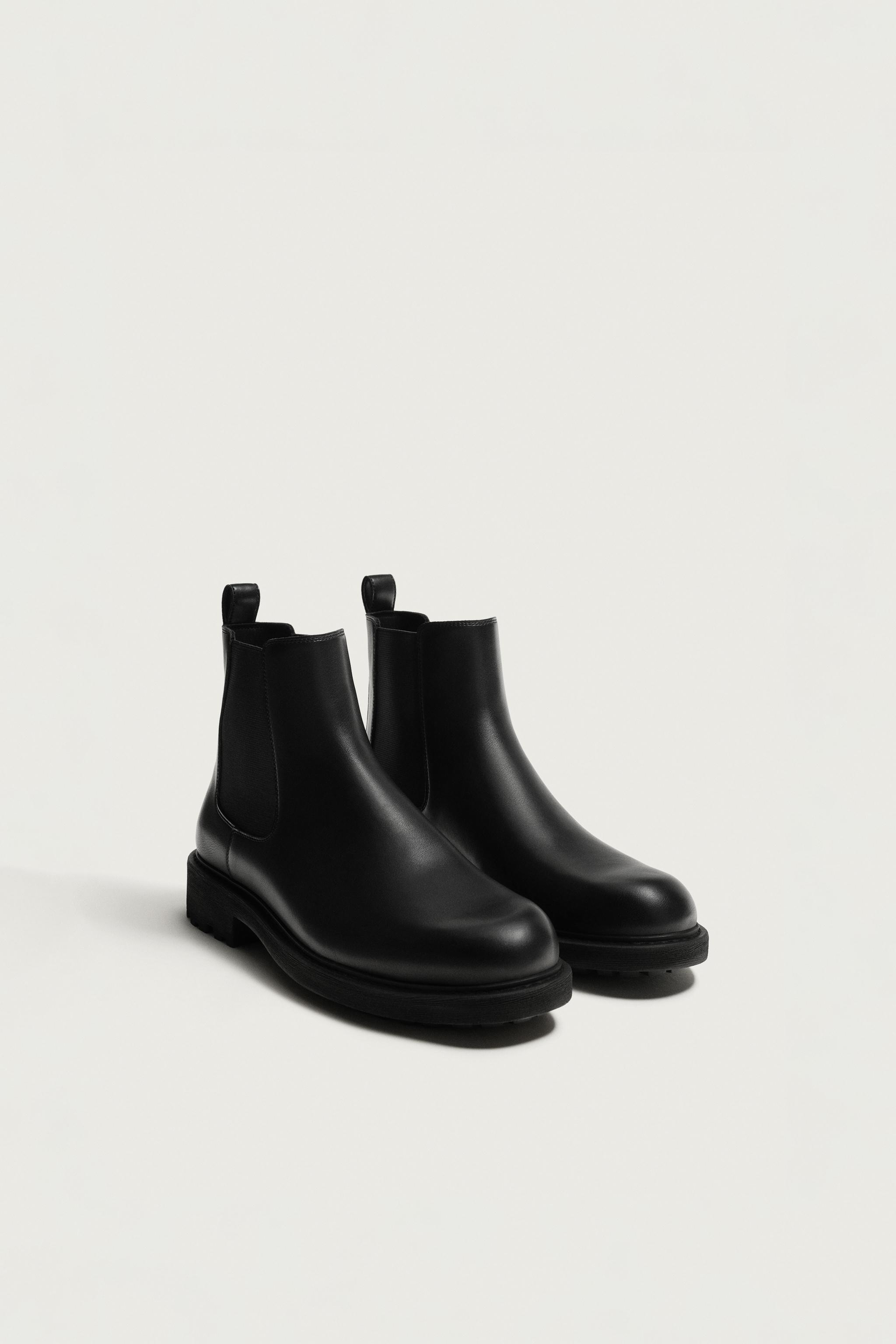 TRACK SOLE CHELSEA BOOTS — Black