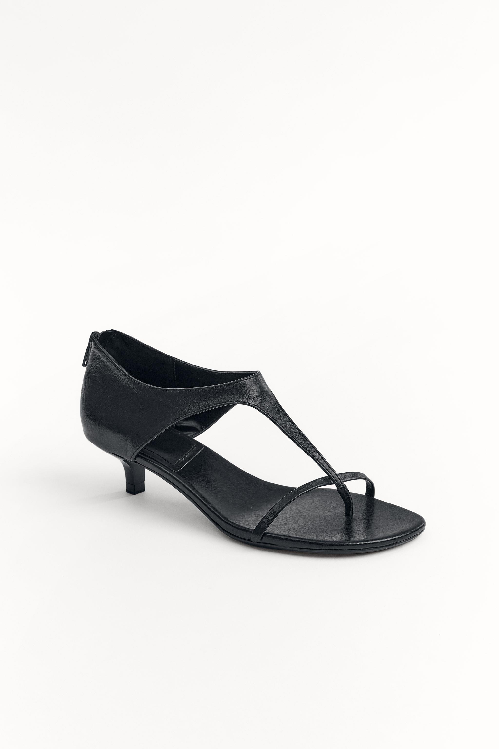LEATHER KITTEN HEEL SANDALS - Black | ZARA United States LEATHER KITTEN HEEL SANDALS - Black | ZARA United States