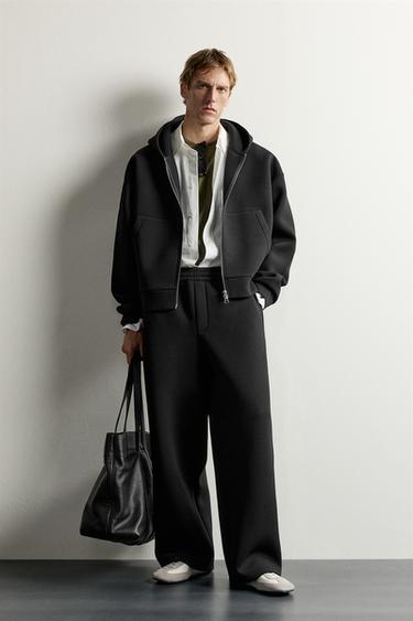 SUDADERA TÉCNICA CAPUCHA CREMALLERA - Negro de Zara