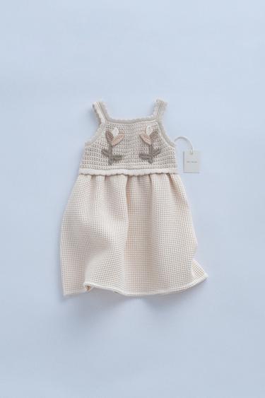 TIMELESZ - ნაქსოვი კაბა კომბინირებული WAFFLE - Zara-ს Oyster-white