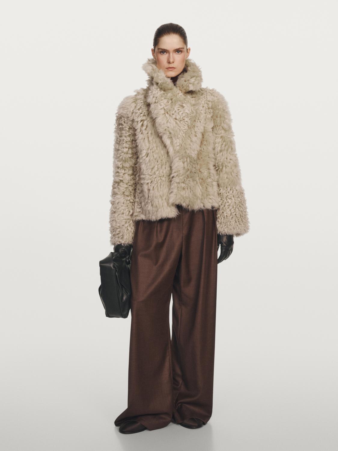 Short lambskin coat - STUDIO