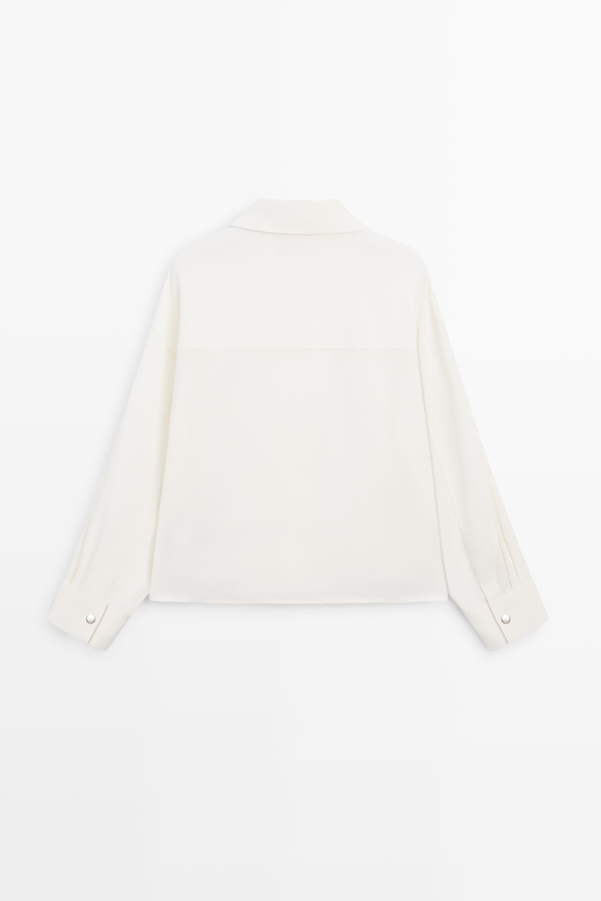 Chemise fluide, détail boutonnage