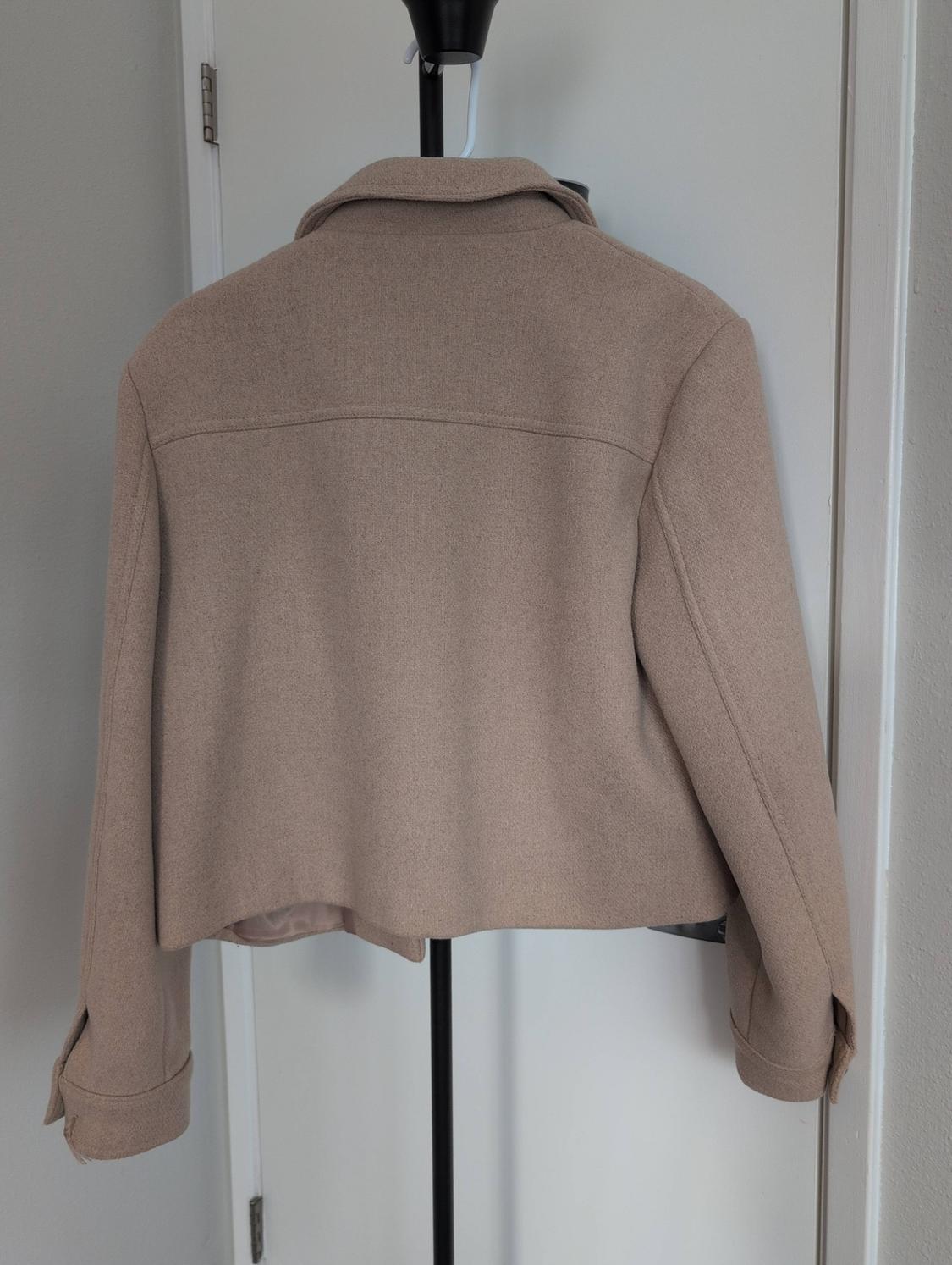 SHORT WOOL BLEND JACKET - Image 9