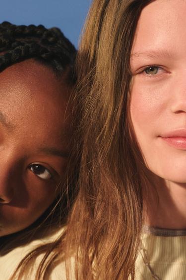 RAISED TEXT SWEATSHIRT - Yellow by Zara