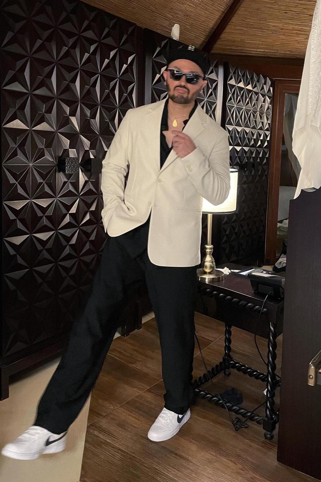 COMFORT TEXTURED BLAZER - Image 6