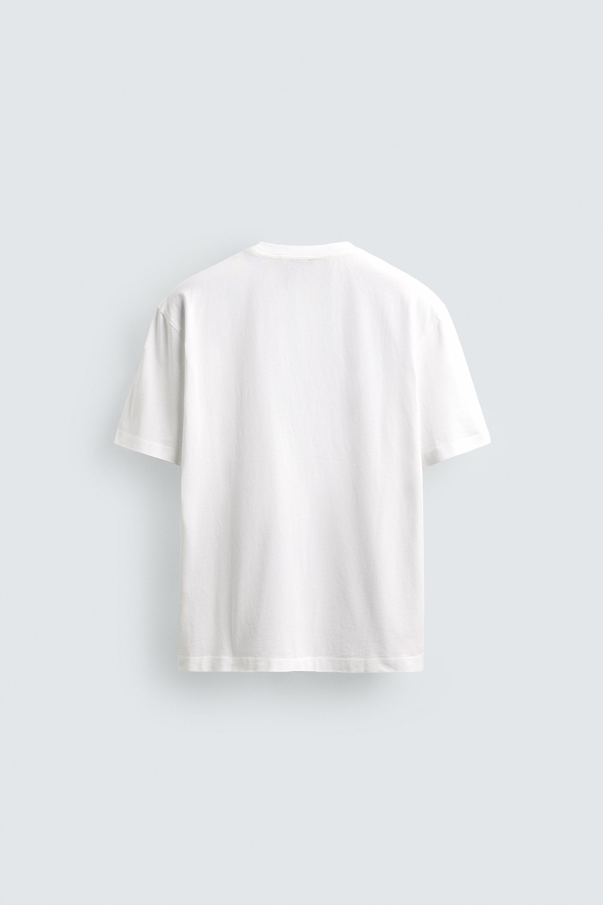 T-SHIRT POCHE AARON LEVINE X ZARA